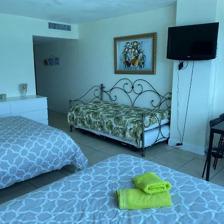 Ocean Front Studio Units Miami Beach Exterior foto